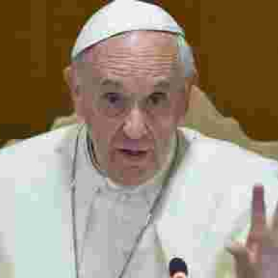 Vatican Refutes Claims Pope Francis Said "There is No Hell"