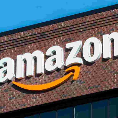 Amazon to Raise Minimum Wage for US Workers to $15 an Hour