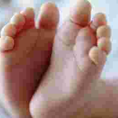 Bizarre: 20-Year-Old Woman Gives Birth to Twins 26 Days After Delivering Her First Child