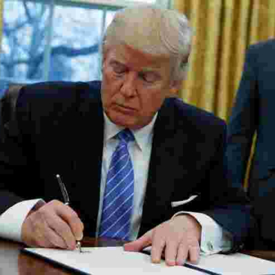 Green Card Holders to be Forced to Repay Aid Received from Gov't in Latest Trump's Move