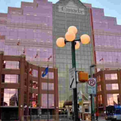 Canada to Cut 100,000 Spousal Work Permits in Major Immigration Reform