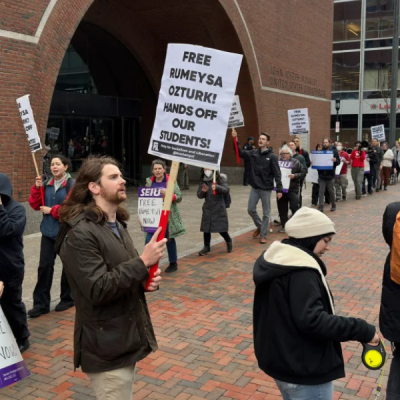 Protesters International Students Ordered to 'Self-Deport' Following US Visa Revocation Notices