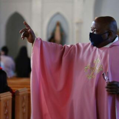 US Bill Seeks to Rescue Foreign Clergy from Deportation Amid Green Card Backlog