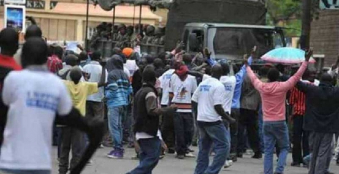 Police Drive Away NASA MPs, Supporters Outside Supreme Court