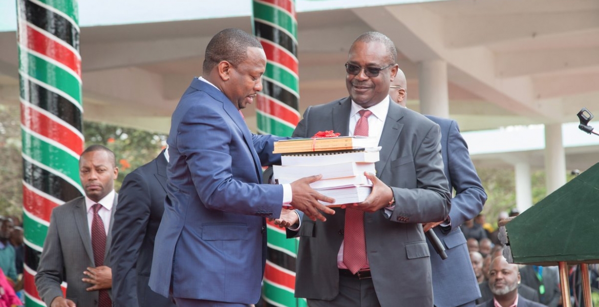 Kidero Concedes Defeat to Sonko, Hands Over Power
