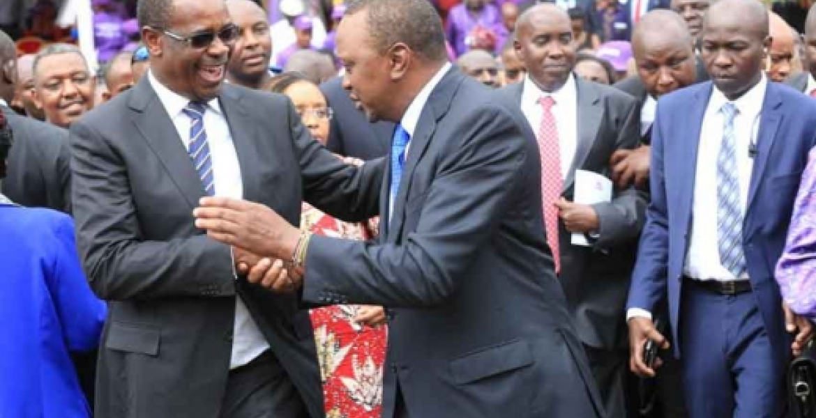 President Uhuru Hails Kidero for Smoothly Handing Over Power