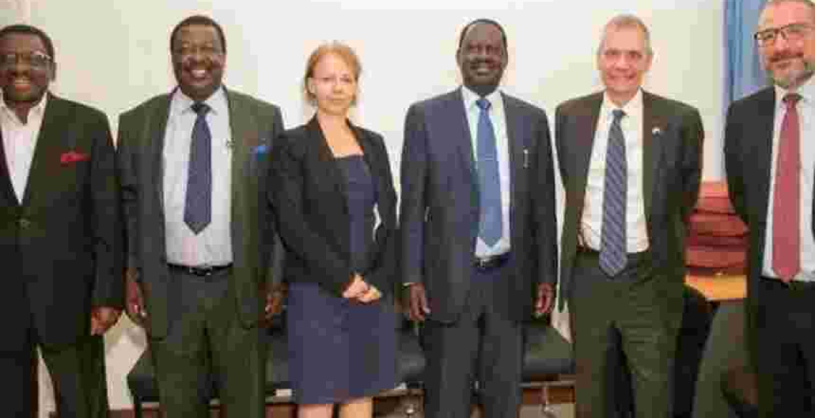 Raila Holds Discussions with US, UK Diplomats