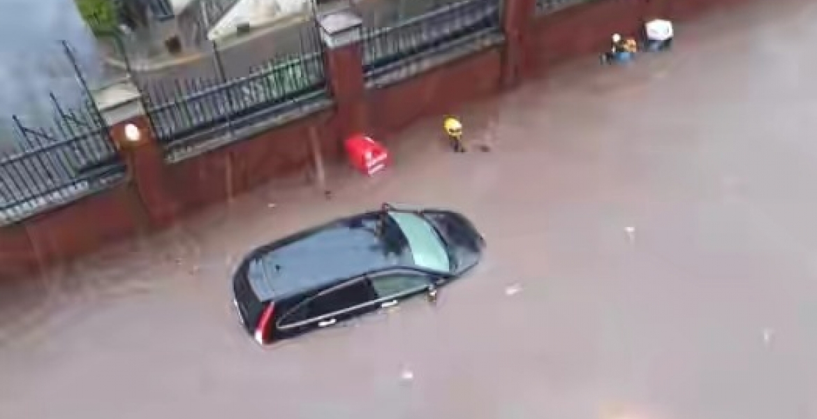 Heavy Downpour Causes Flooding in Nairobi
