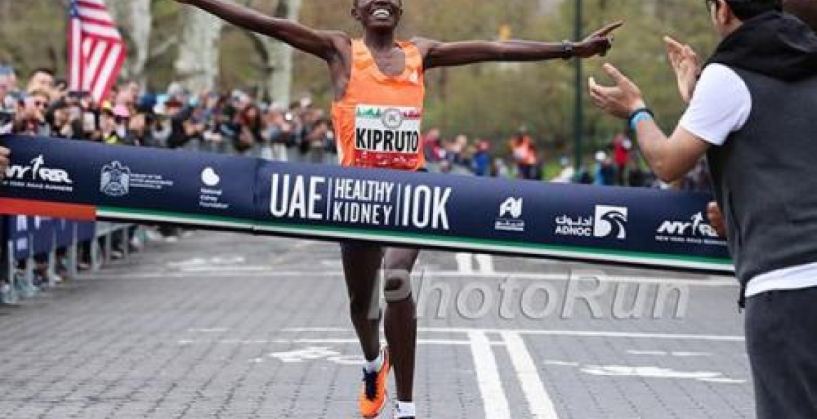 Kenyan Teenager Rhonex Kipruto Sets New Record for 10-Kilometre Race on US Soil
