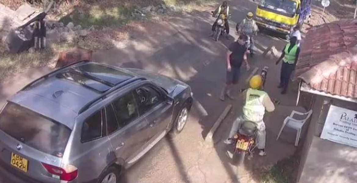 VIDEO of a Mzungu Assaulting a Kenyan Security Guard at an Estate in Nairobi Goes Viral