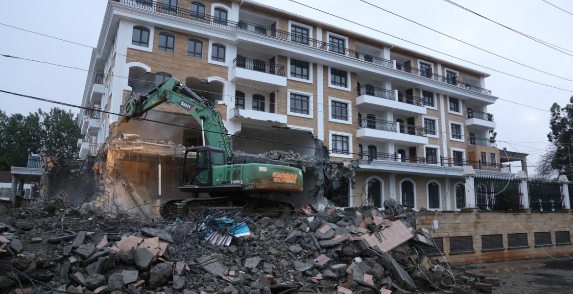 Demolition of Multi-Million-Shilling Grand Manor Hotel Near US Embassy in Nairobi Begins