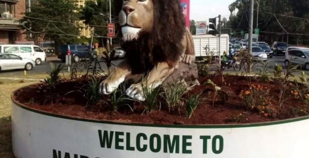 Kenyans Online Mock Nairobi Governor Mike Sonko over Poorly Sculpted Lion Statue Erected in the City