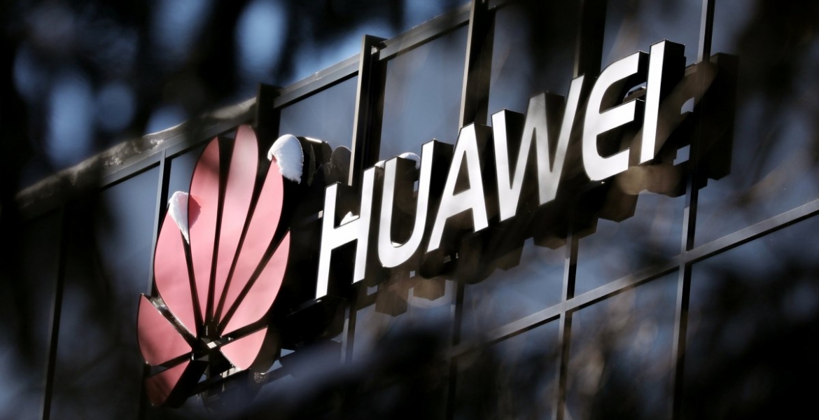 Google Cuts Business Ties with Phone Maker Huawei as US-China Trade War Heightens