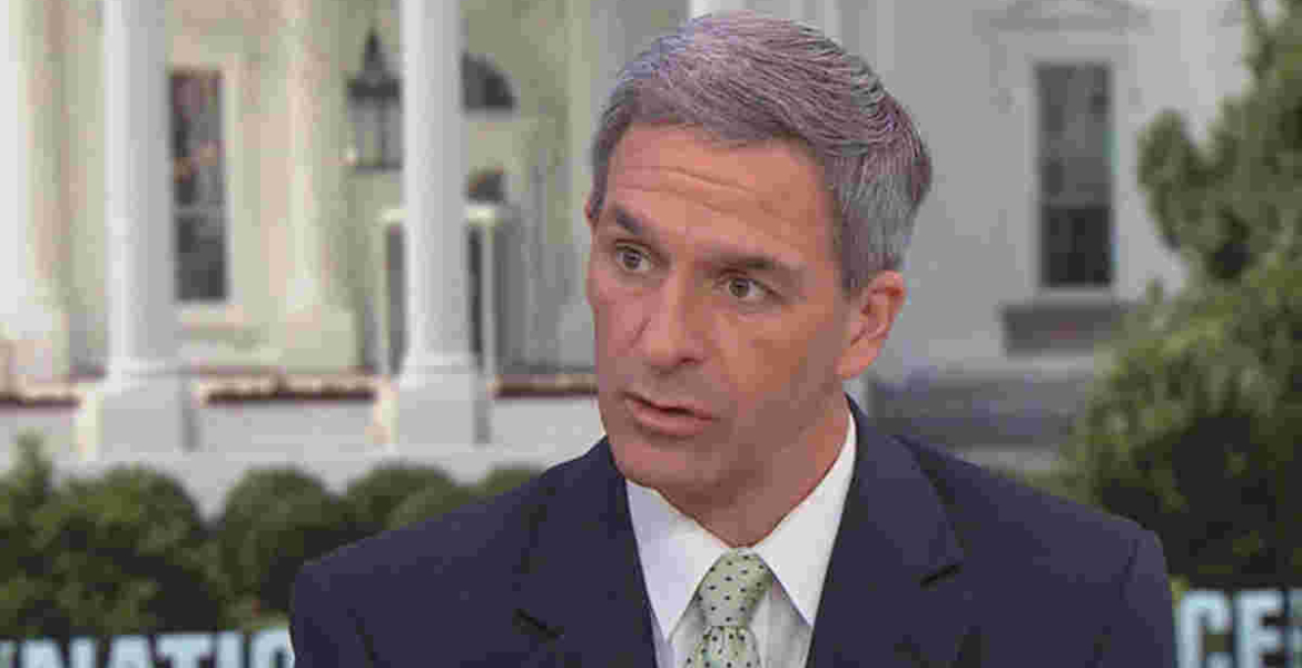 Trump Top Immigration Official Says US Ready to Deport One Million Undocumented Immigrants