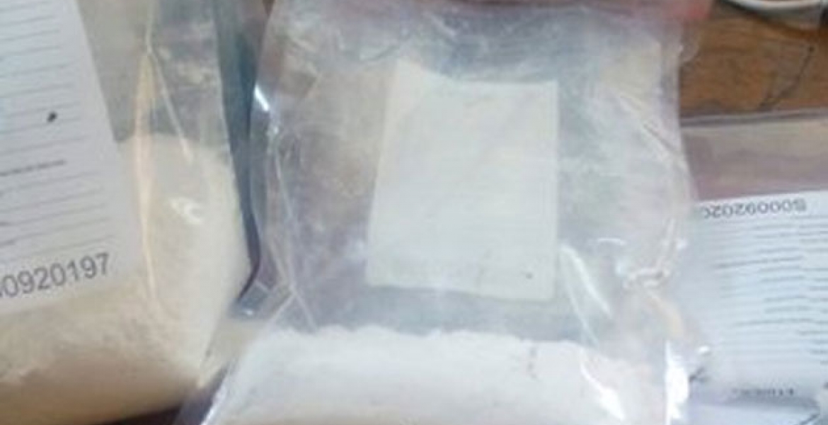 Two Kenyan Prison Wardens Caught on CCTV Hiding Cocaine in Toilet