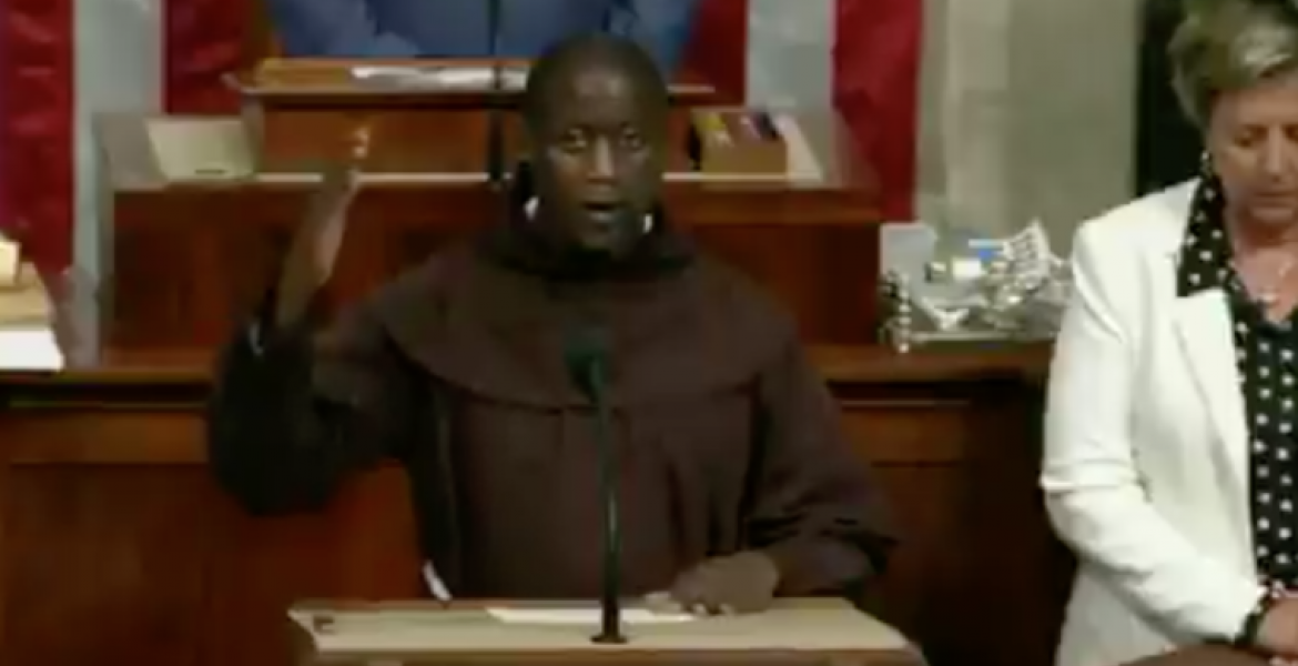 Award-Winning Kenyan Teacher Peter Tabichi Opens US Congress in Style