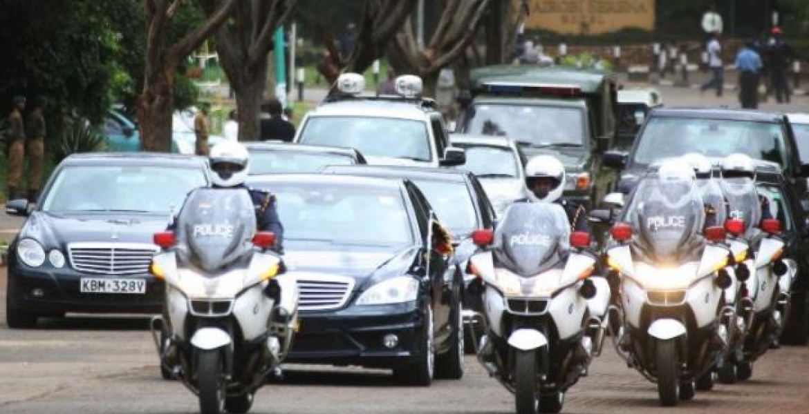 Placard-Carrying Man Arrested for Blocking Uhuru’s Motorcade in Nairobi