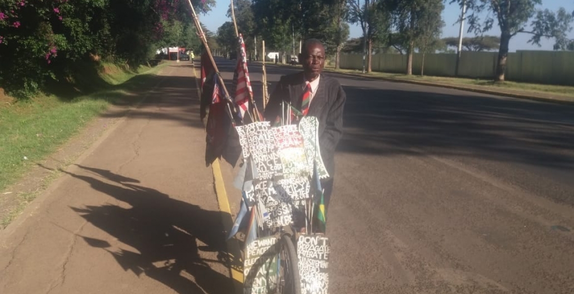 78-Year-Old Man Who Cycled 223Km to Attend Moi's Burial Allowed into the Former President's Home
