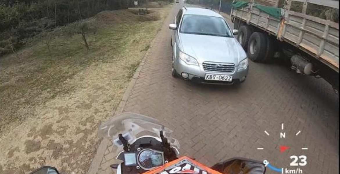 ‘God will Punish You’: Motorcyclist Confronts Reckless Kenyan Driver who Nearly Hit Him [VIDEO]