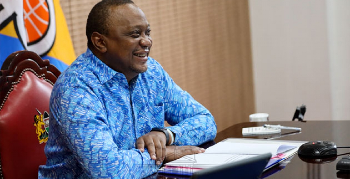 'Afadhali Nipige Story na Mama': Uhuru Sheds Light on Why He Deactivated His Twitter and Facebook Accounts