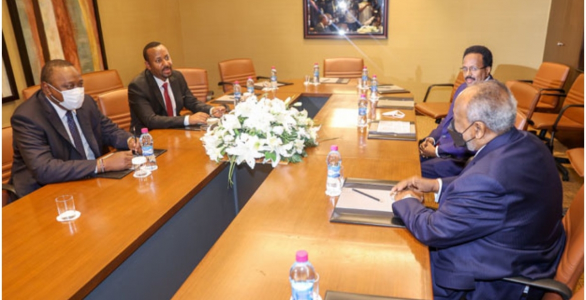 Uhuru Meets President Farmaajo Amid Diplomatic Feud Between Kenya and Somalia