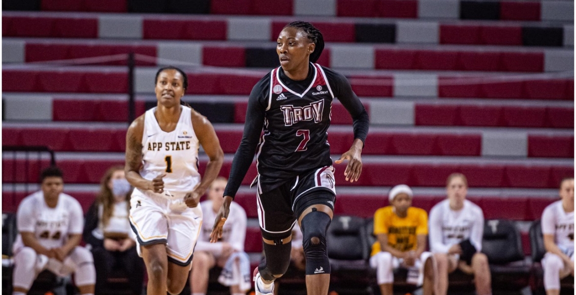 Kenyan Felmas Adhiambo Takes US Women College Basketball by Storm