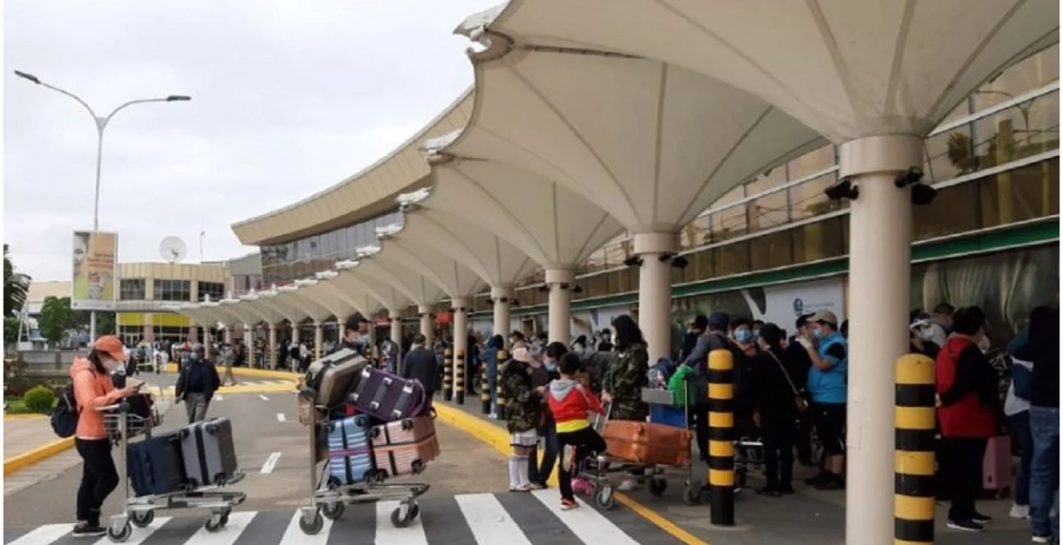 Kenyan Gov’t Gives International Tourists Until Monday Mid-Day to Leave the Country via Nairobi