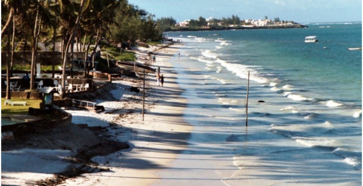 Kenyans Warned of Cyclone Jobo Approaching the East African Coast