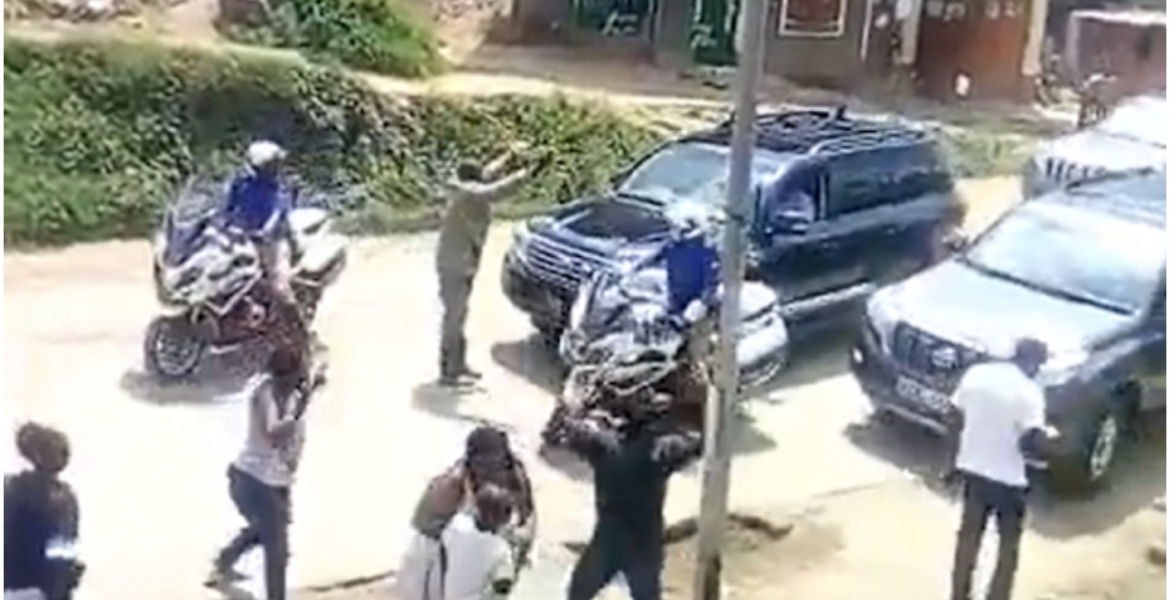 Man Whisked Away After Blocking President Uhuru Kenyatta's Motorcade in Nairobi