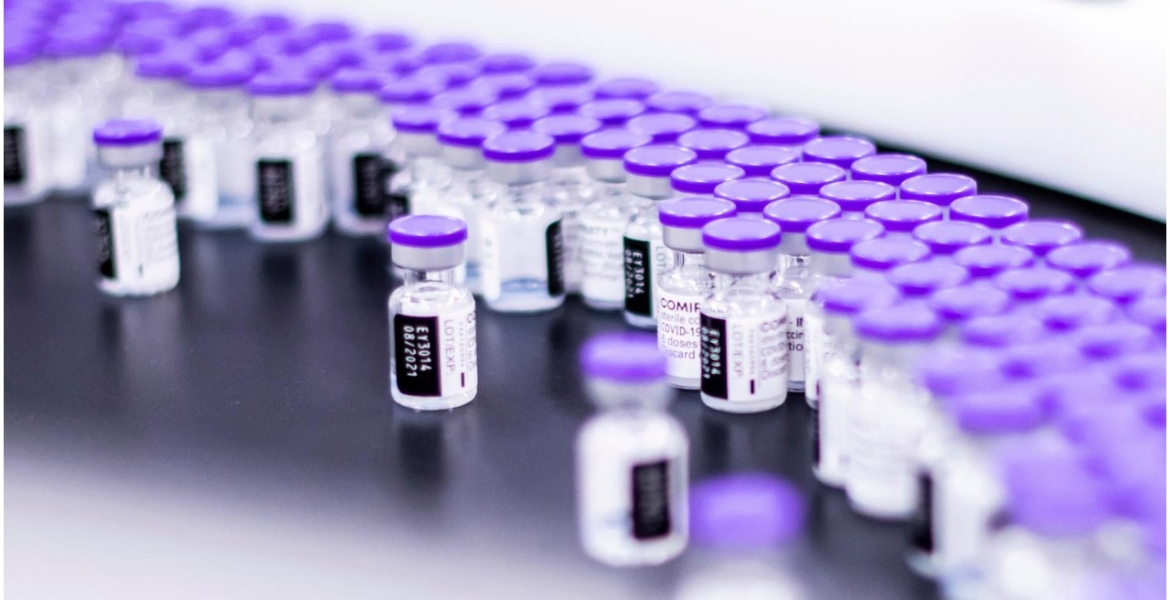 US Donates 1.76 Million Pfizer COVID-19 Vaccine Doses to Kenya
