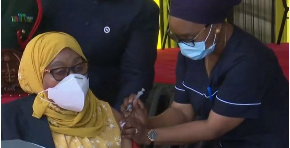Tanzania President Samia Suluhu Gets COVID-19 Jab in Policy Change