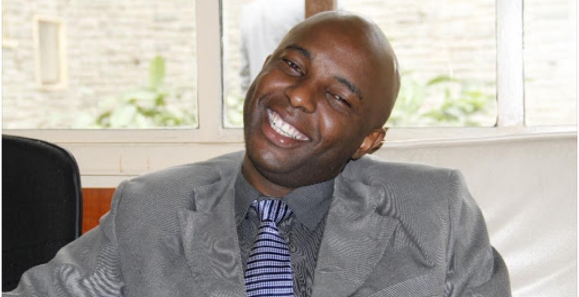 Murang'a Senator Kang'ata Causes a Stir After Logging into Senate Proceedings Virtually from a Bar