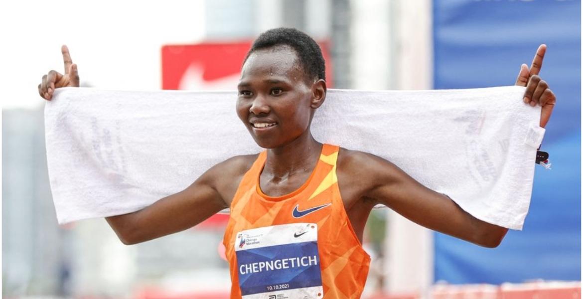 Kenya's Ruth Chepngetich Wins 2021 Chicago Marathon