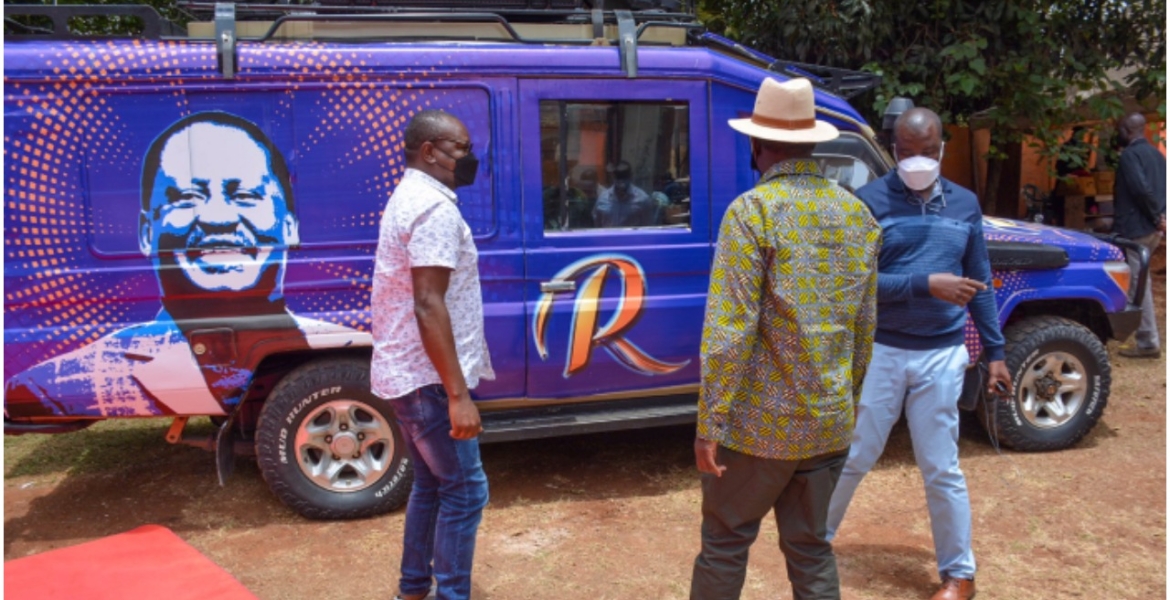 Well-wishers Donate 2022 Election Campaign Vehicles to Raila
