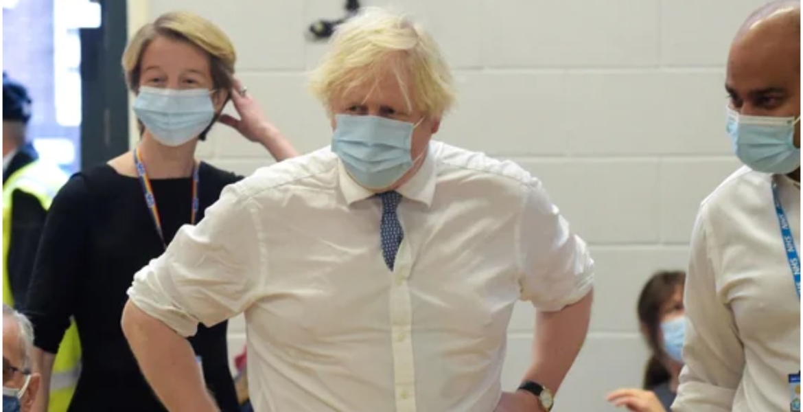 UK Reports First Death from Omicron Covid-19 Variant