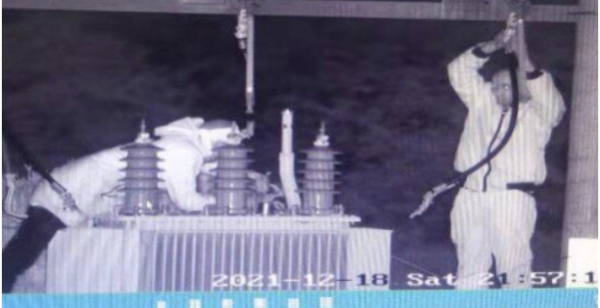 Detectives in Hot Pursuit of Thugs Caught on CCTV Vandalizing SGR Transformers