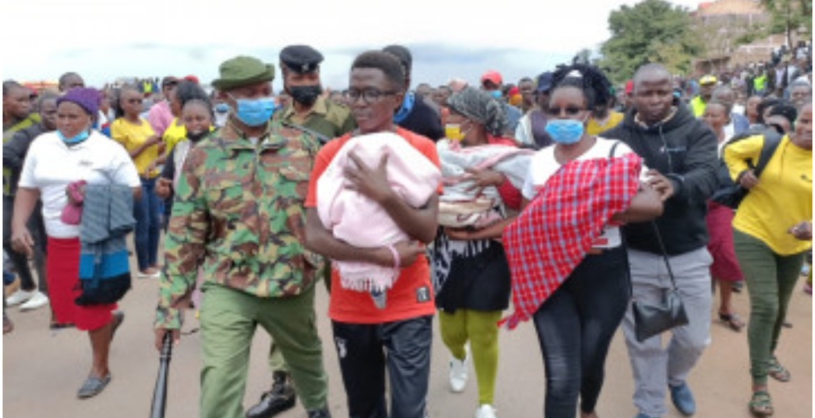 Mother of Triplets Escorted by Police After Ruto Gifts Her Sh100,000