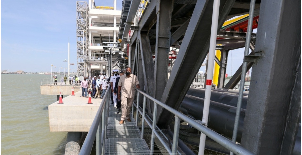 President Kenyatta Inspects Sh40 Billion Kipevu Oil Terminal