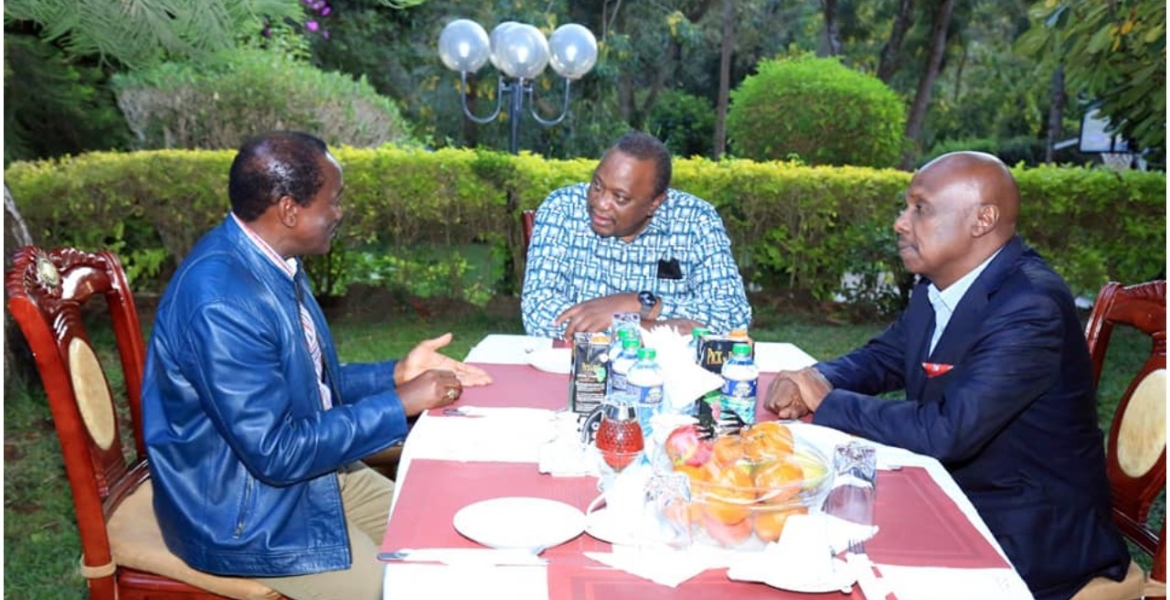 Kalonzo Hosts President Uhuru and Senator Moi for Dinner at His Karen Residence