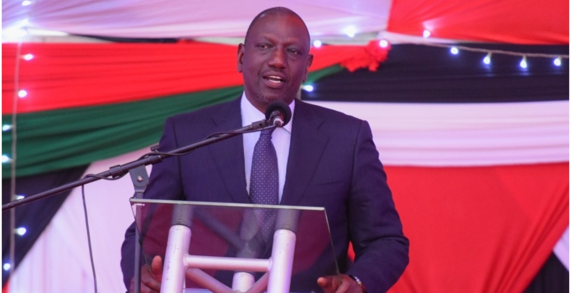 Please Forgive Me, Ruto Pleads with President Uhuru