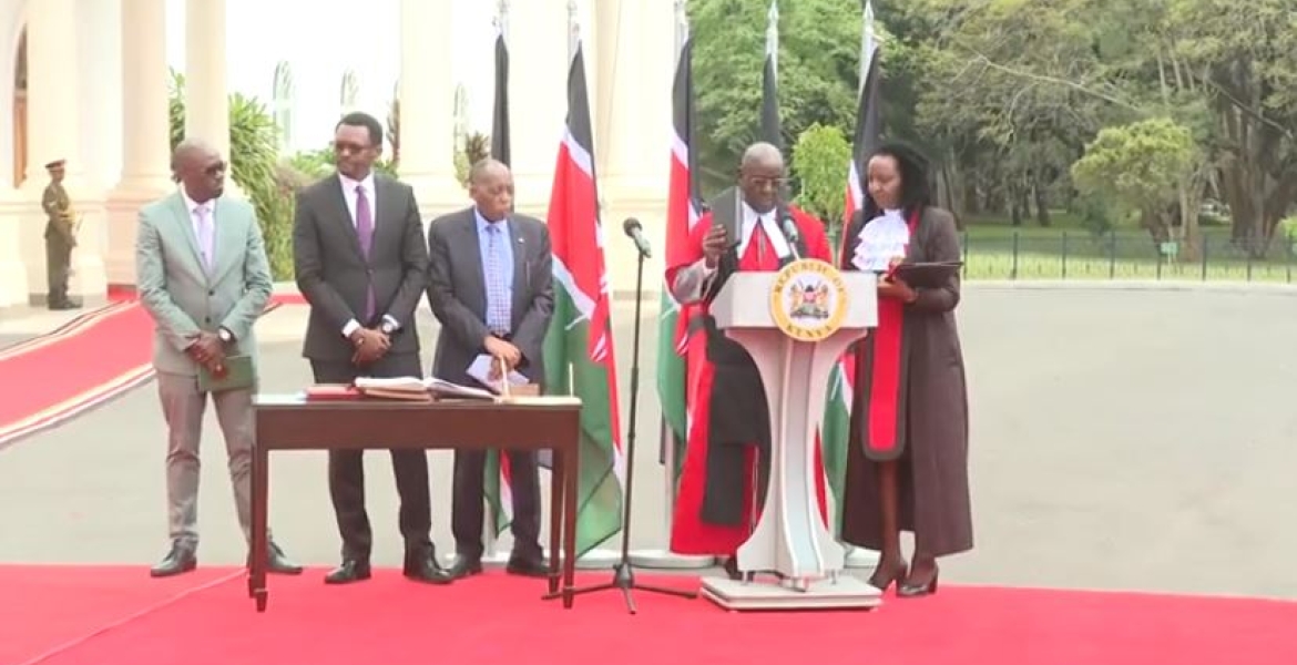 Ruto Presides over the Swearing-in of Six Judges Rejected by Uhuru