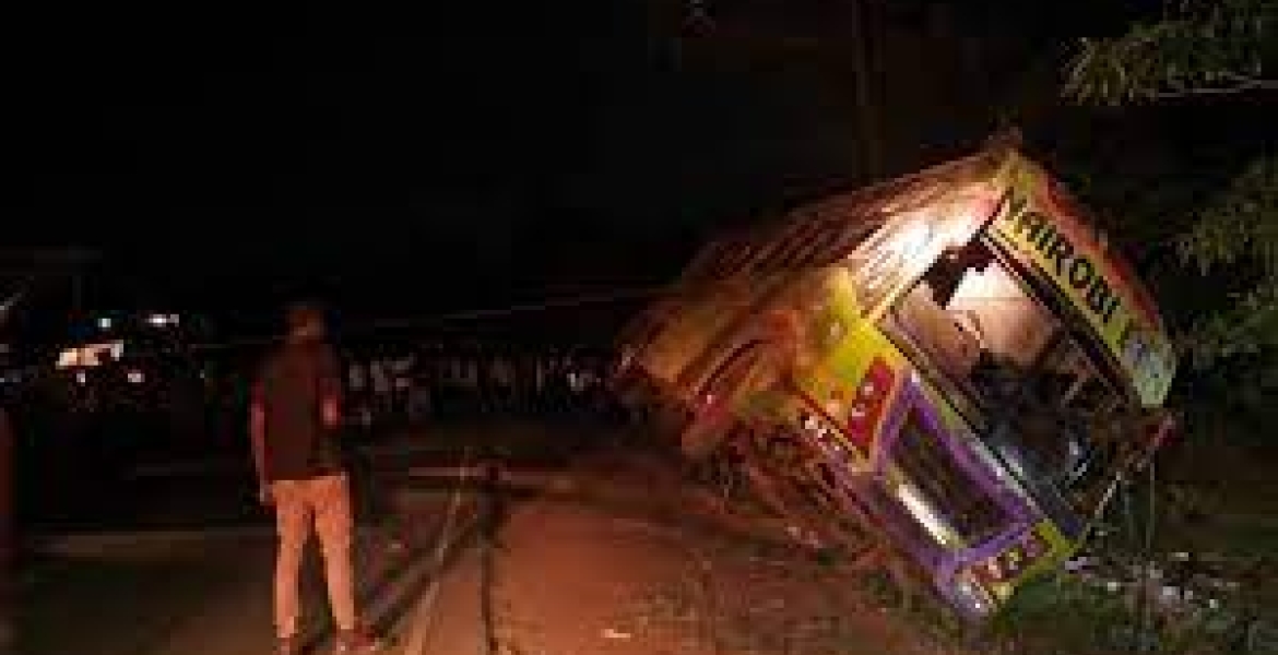 21 People Killed in a Bus Crash on Kenya-Uganda Border