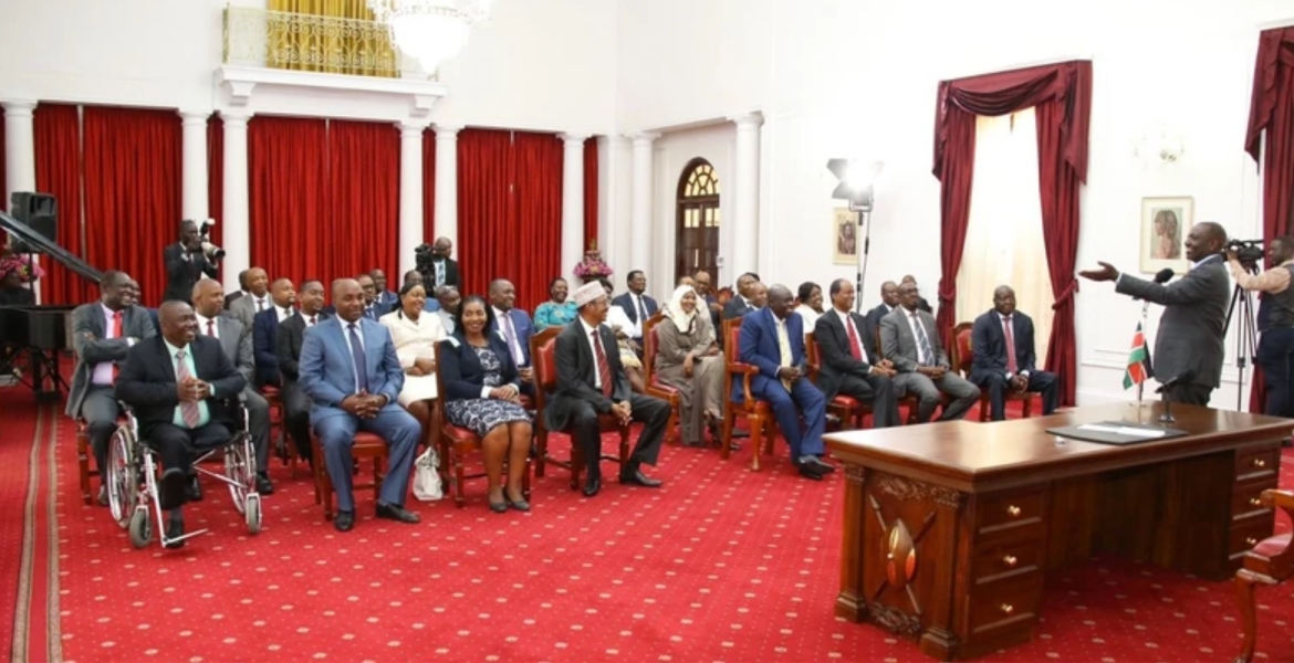 32 Jubilee MPs Ditch Azimio Coalition, Pledge to Work with President Ruto