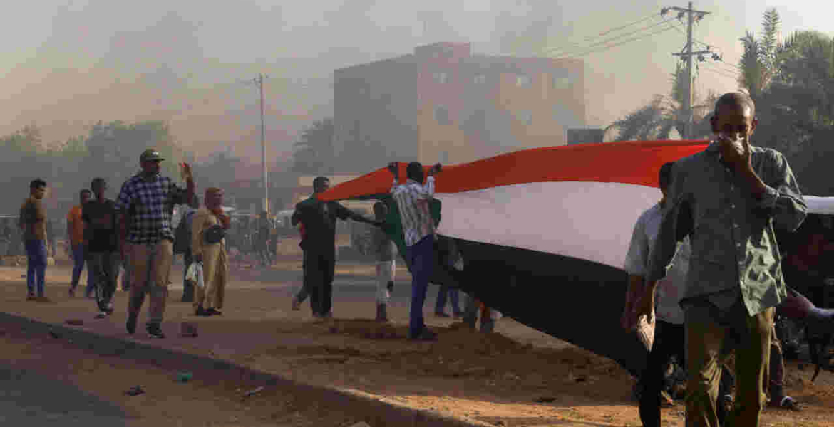 Over 3,00 Kenyans Stuck in Sudan Amid Escalating Conflict