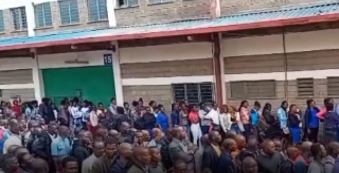 Thousands Throng Nairobi Security Firm to Fill Up 150 Vacancies