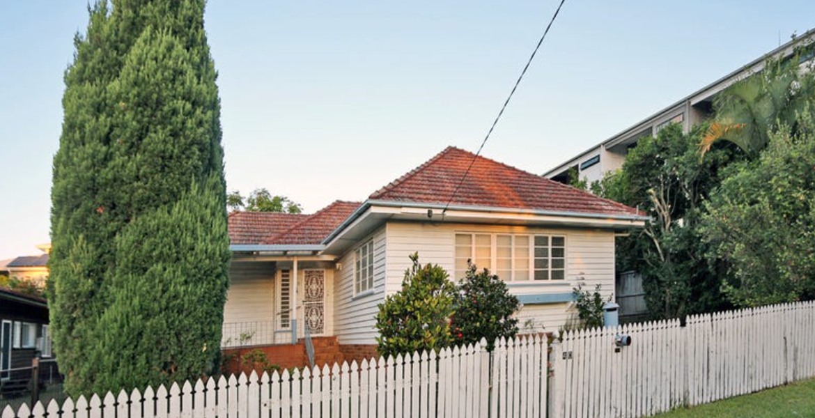 Landlord Threatens to Kick Out Kenyan Couple With Expectant Baby in Australia