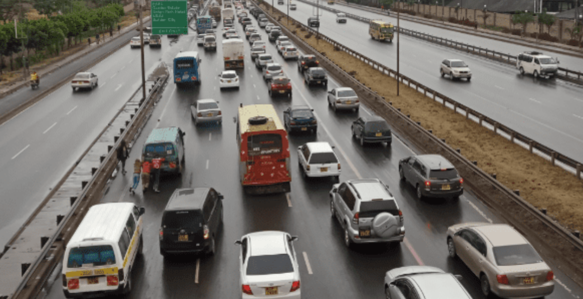 Gang Posing as Cops Steal Sh 4M Stashed in Foreigner's Car