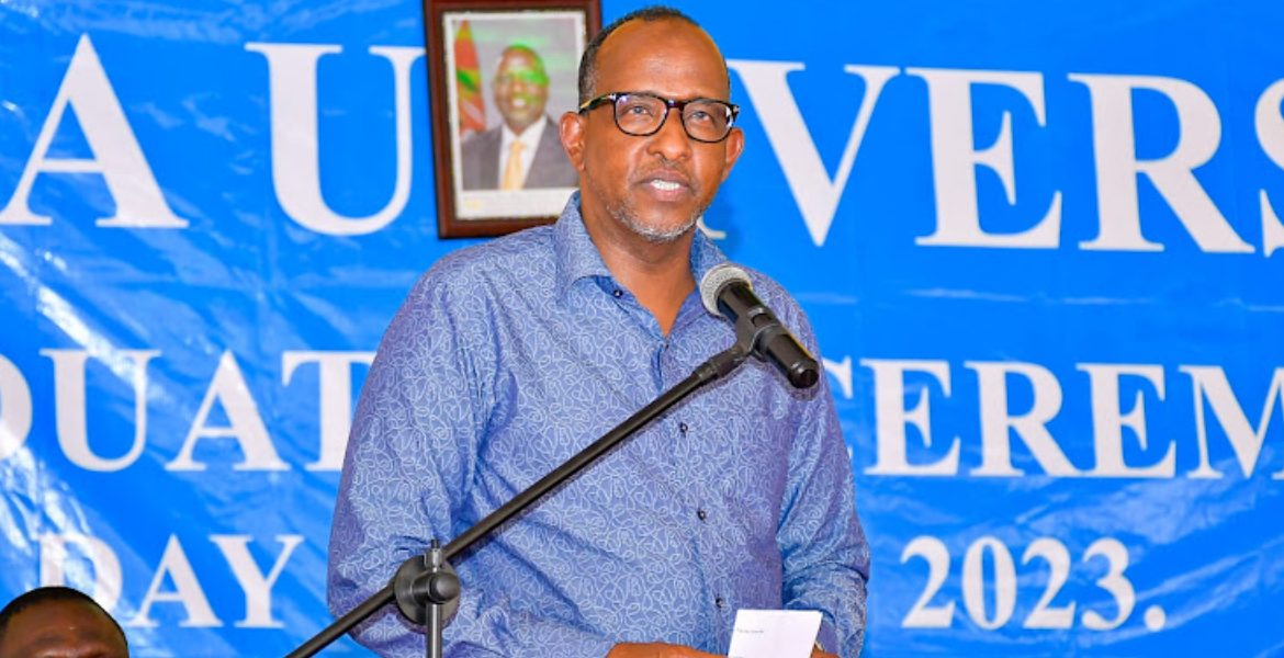 Ruto Most Eloquent Orator in Kenya - Duale Says After Paris Cheers