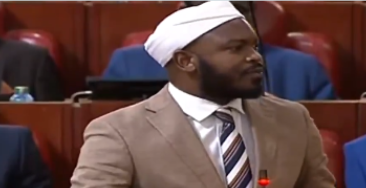 MP Kicked Out of Parliament for Wearing 'Church' Headgear