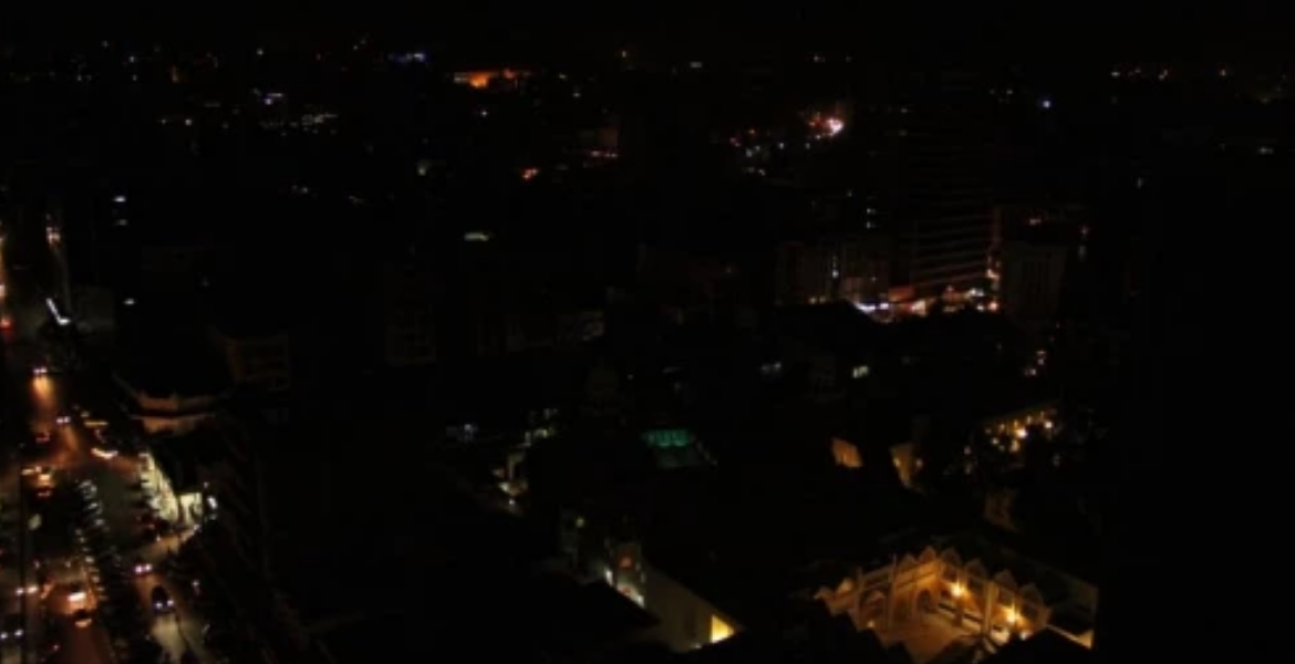 Businesses Suffer Huge Losses as Kenya Plunges Into Darkness